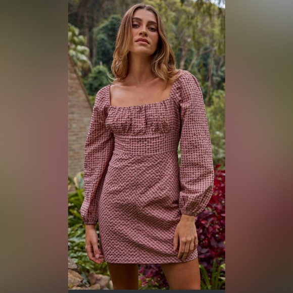 NWT MINKPINK Audie Gingham Mini Dress Sz Medium (US 6) Long Sleeve - Picture 1 of 12